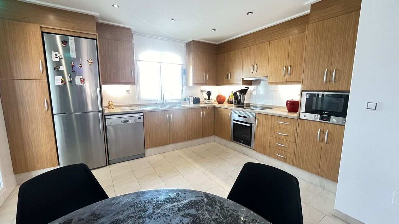 Huoneisto Alicante, Espanja 3 makuuhuonetta, 114 m2 No. 115967