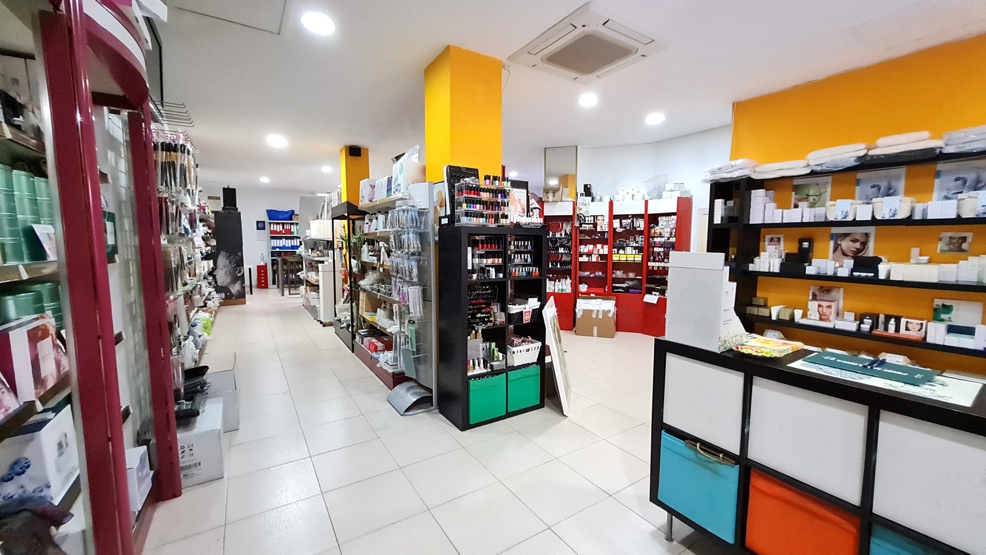 Proprietà commerciale a Palma de Majorca, Mallorca, Spagna 290 mq. N° 89262