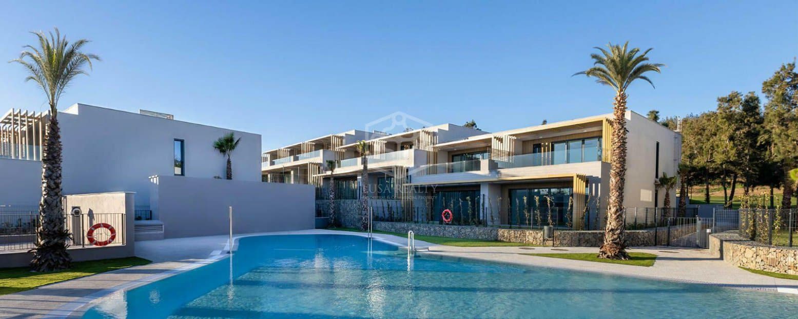 Radhus i Marbella, Malaga, Spanien 4 sovrum, 169 kvm. Nr. 111074