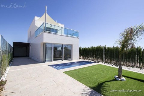 Villa à Los Alcazares, Murcia, Espagne 3 chambres, 106 m2 No. 108401