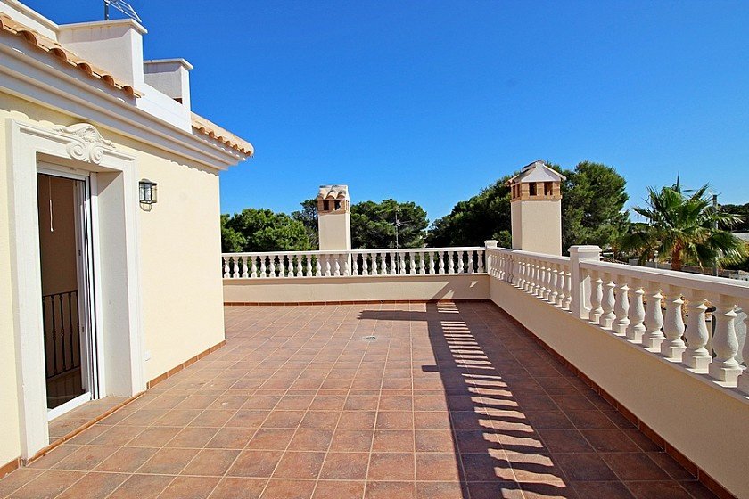 Villa en Cabo Roig, Alicante, España 5 dormitorios, 250 m2 No. 103700
