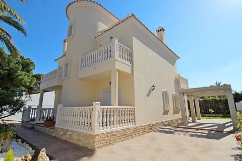 Villa in Cabo Roig, Alicante, Spanien 5 Schlafzimmer, 250 m2 Nr. 103700