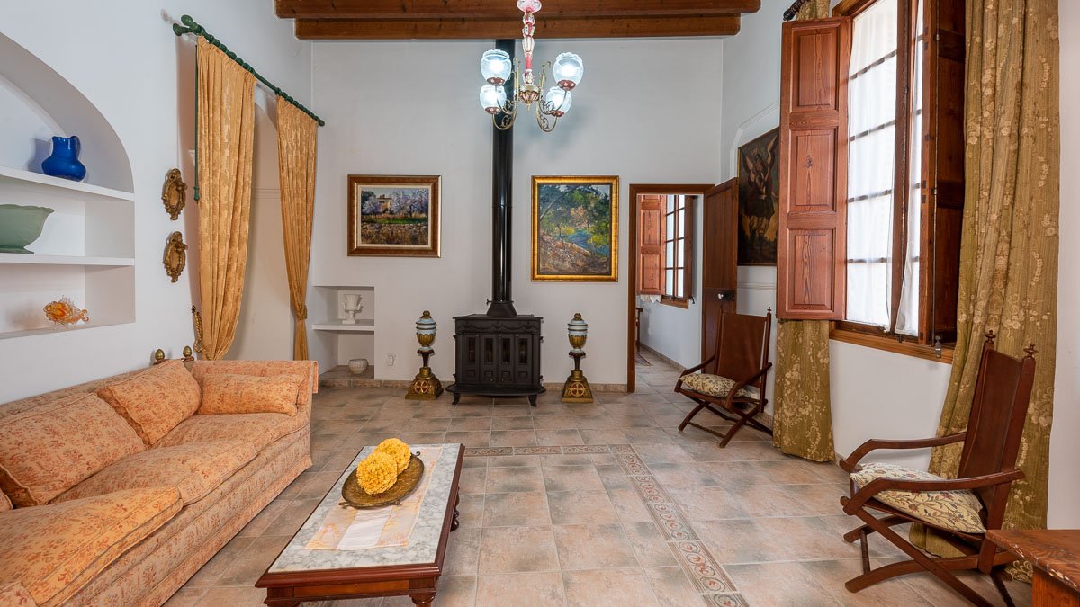 Casa adosada en Muro, Mallorca, España 5 dormitorios, 1051 m2 No. 84548