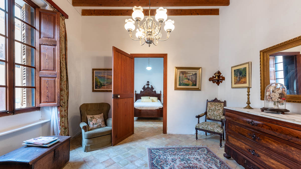 Casa adosada en Muro, Mallorca, España 5 dormitorios, 1051 m2 No. 84548