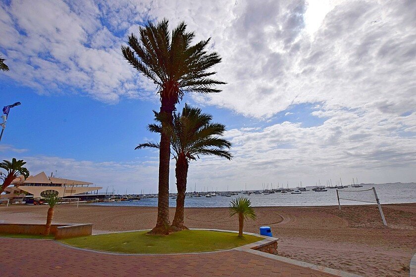 Bungalow en Santiago de la Ribera, Murcia, España 4 dormitorios, 240 m2 No. 111290