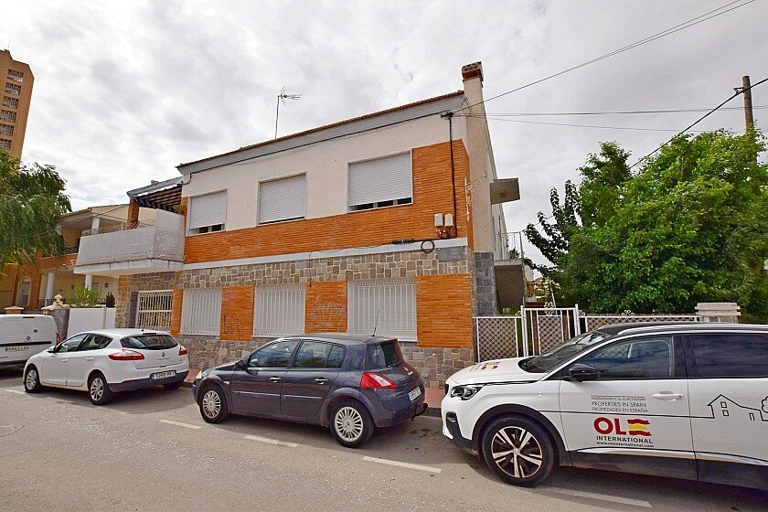 Bungalow en Santiago de la Ribera, Murcia, España 4 dormitorios, 240 m2 No. 111290