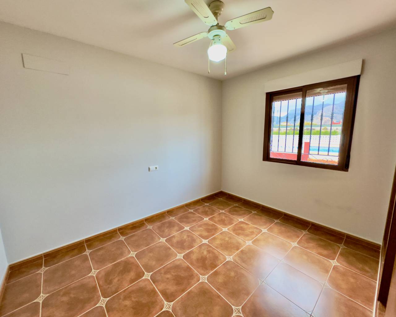 Finca i Orihuela, Alicante, Spanien 3 sovrum, 160 kvm. Nr. 95253