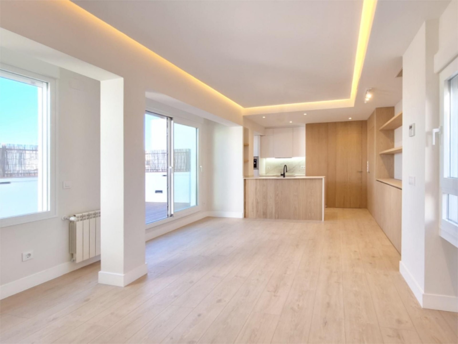 Wohnung in Madrid, Spanien 2 Schlafzimmer, 91 m2 Nr. 89242