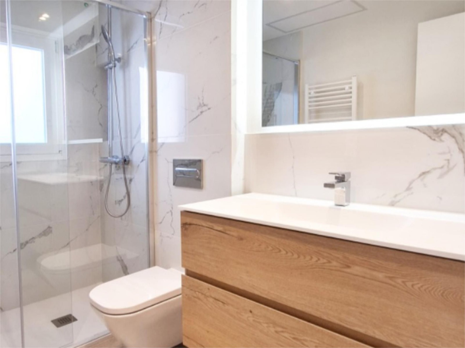 Wohnung in Madrid, Spanien 2 Schlafzimmer, 91 m2 Nr. 89242