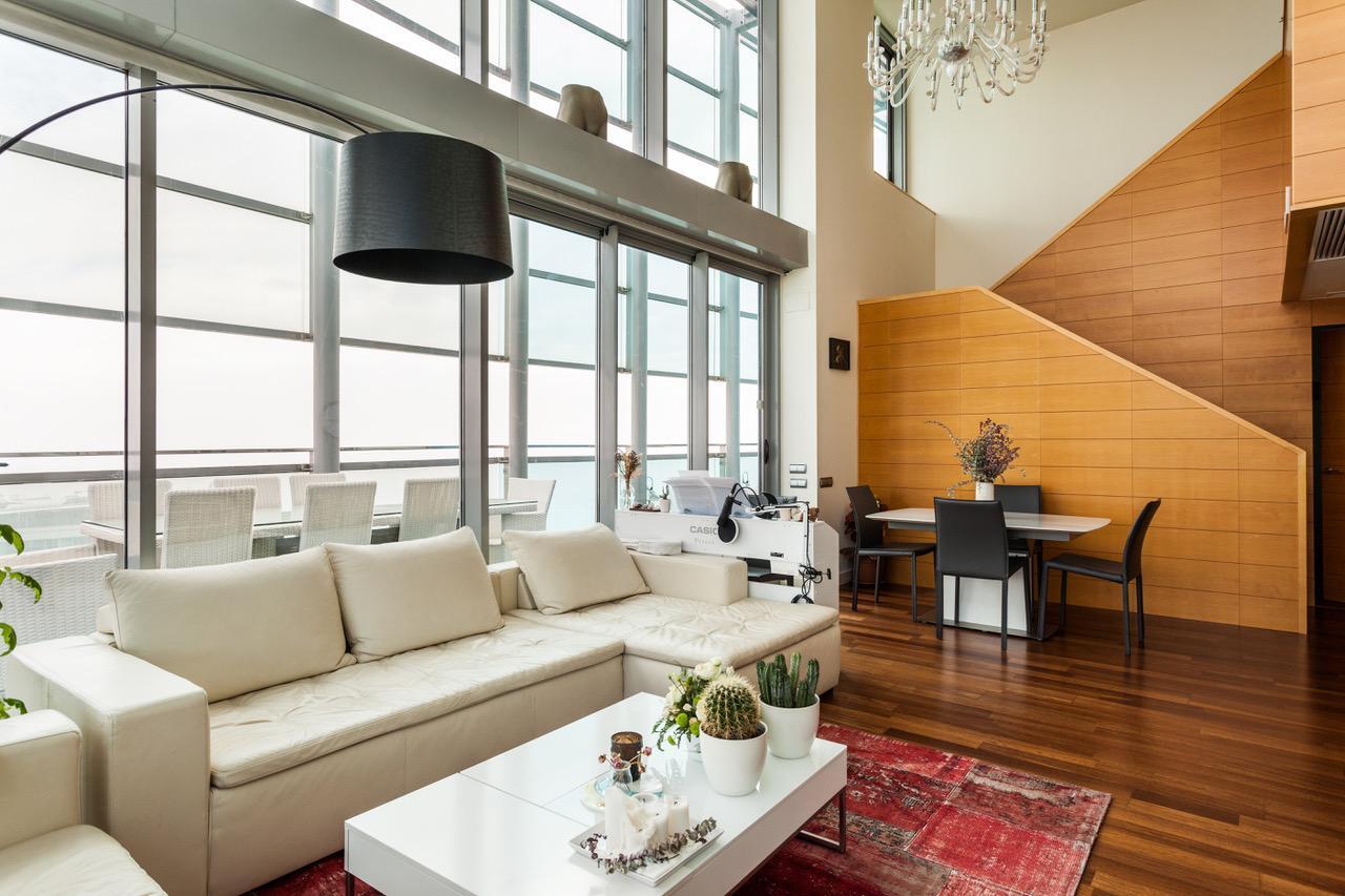 Wohnung in Barcelona, Spanien 3 Schlafzimmer, 223 m2 Nr. 22078