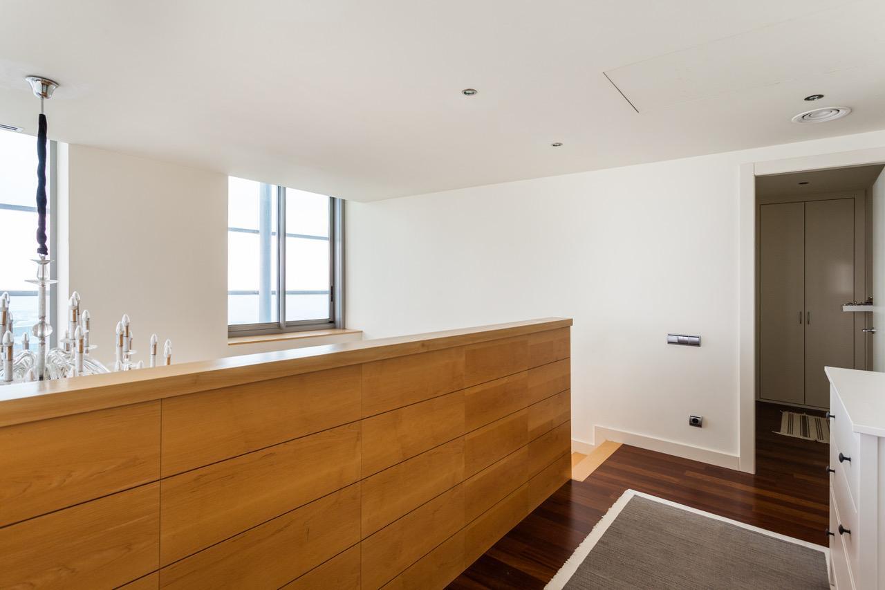 Wohnung in Barcelona, Spanien 3 Schlafzimmer, 223 m2 Nr. 22078