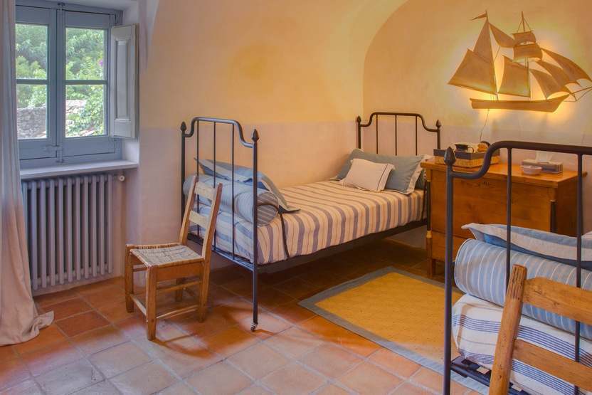 Дом в Жирона, Герона, Испания 5 спален, 1200м2 №22809