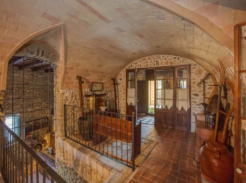 House in Girona, Spanien 4 Schlafzimmer, 450 m2 Nr. 22812