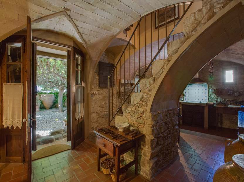House in Girona, Spanien 4 Schlafzimmer, 450 m2 Nr. 22812