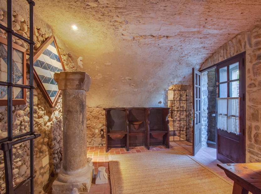House in Girona, Spanien 4 Schlafzimmer, 450 m2 Nr. 22812