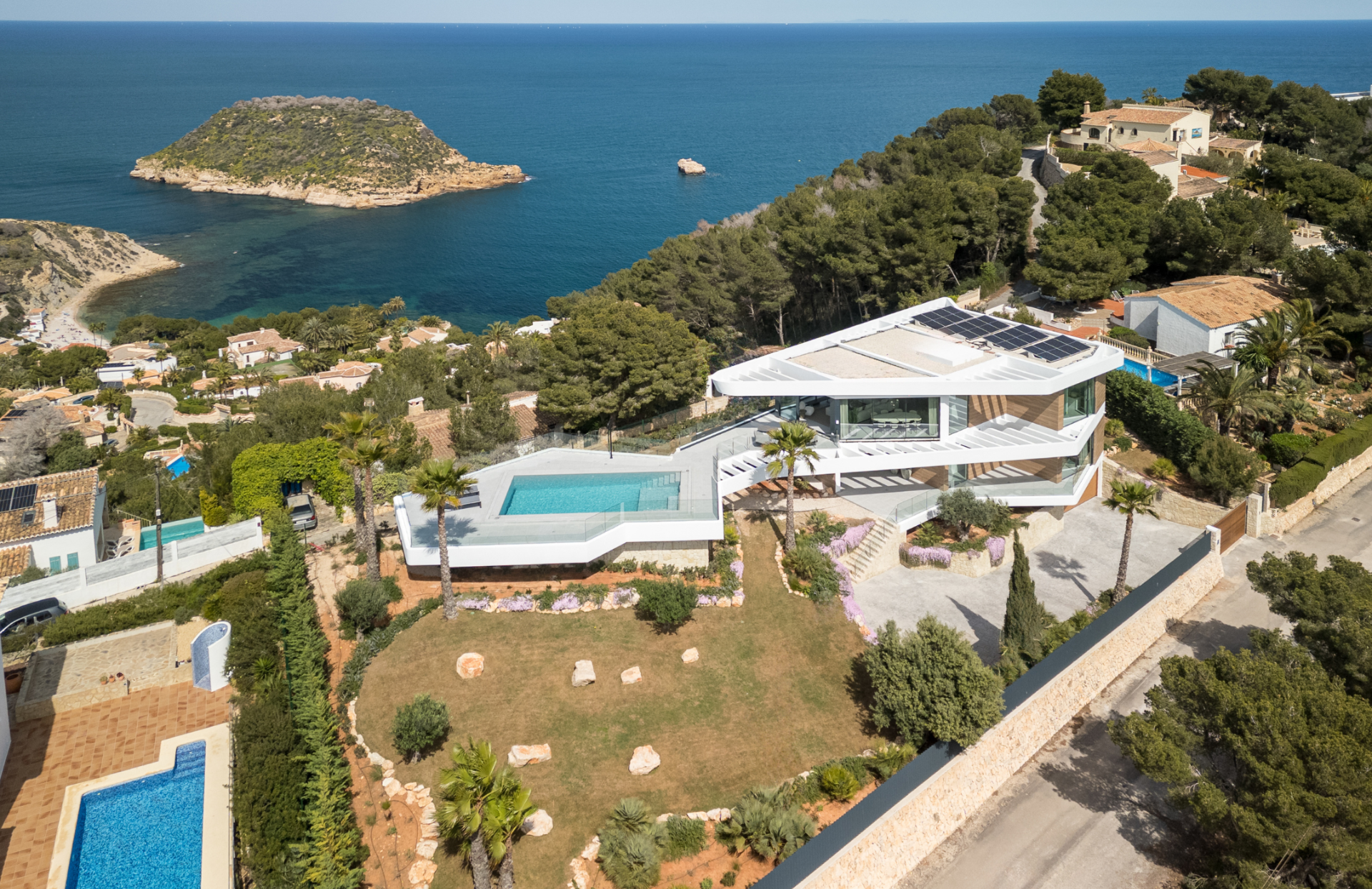 Villa a Javea, Alicante, Spagna 5 camere da letto, 545 mq. N° 95389