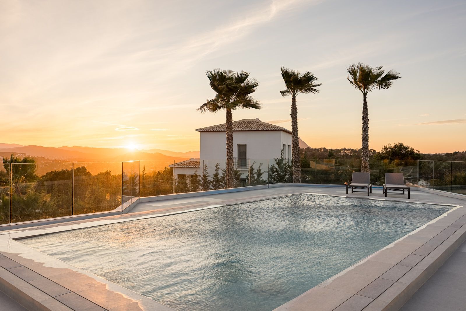 Villa a Javea, Alicante, Spagna 5 camere da letto, 545 mq. N° 95389