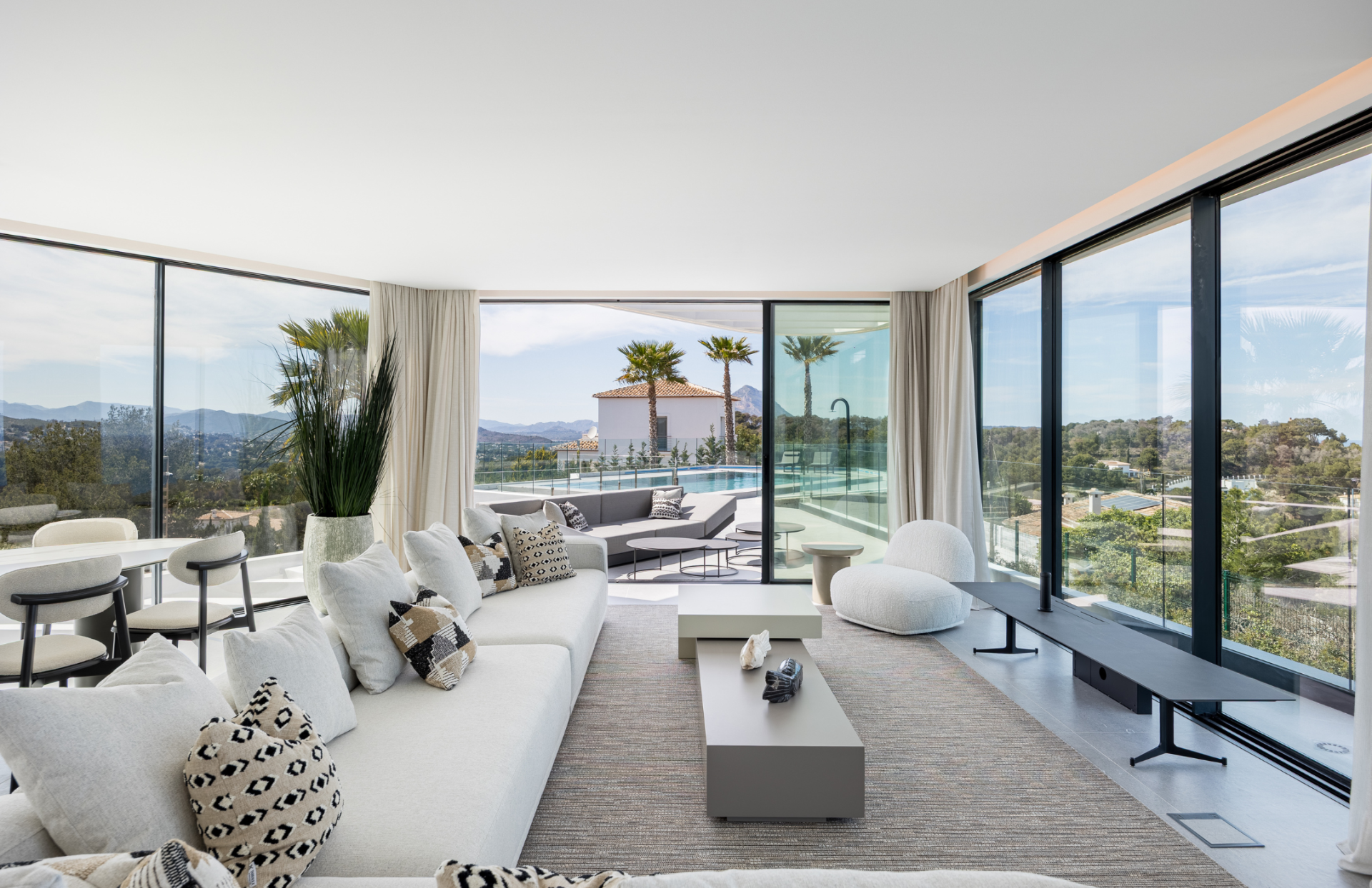 Villa a Javea, Alicante, Spagna 5 camere da letto, 545 mq. N° 95389