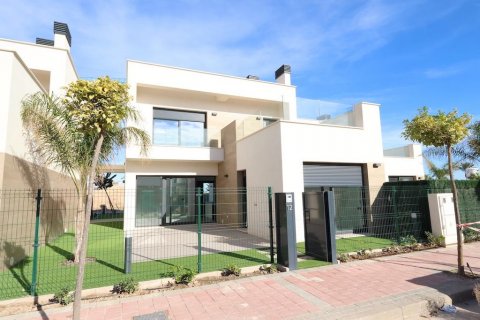 Villa à Los Alcazares, Murcia, Espagne 3 chambres, 122 m2 No. 115325