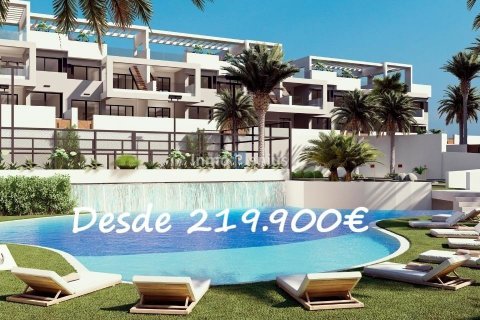 Bungalow a Torrevieja, Alicante, Spagna 2 camere da letto, 131 mq. N° 81569