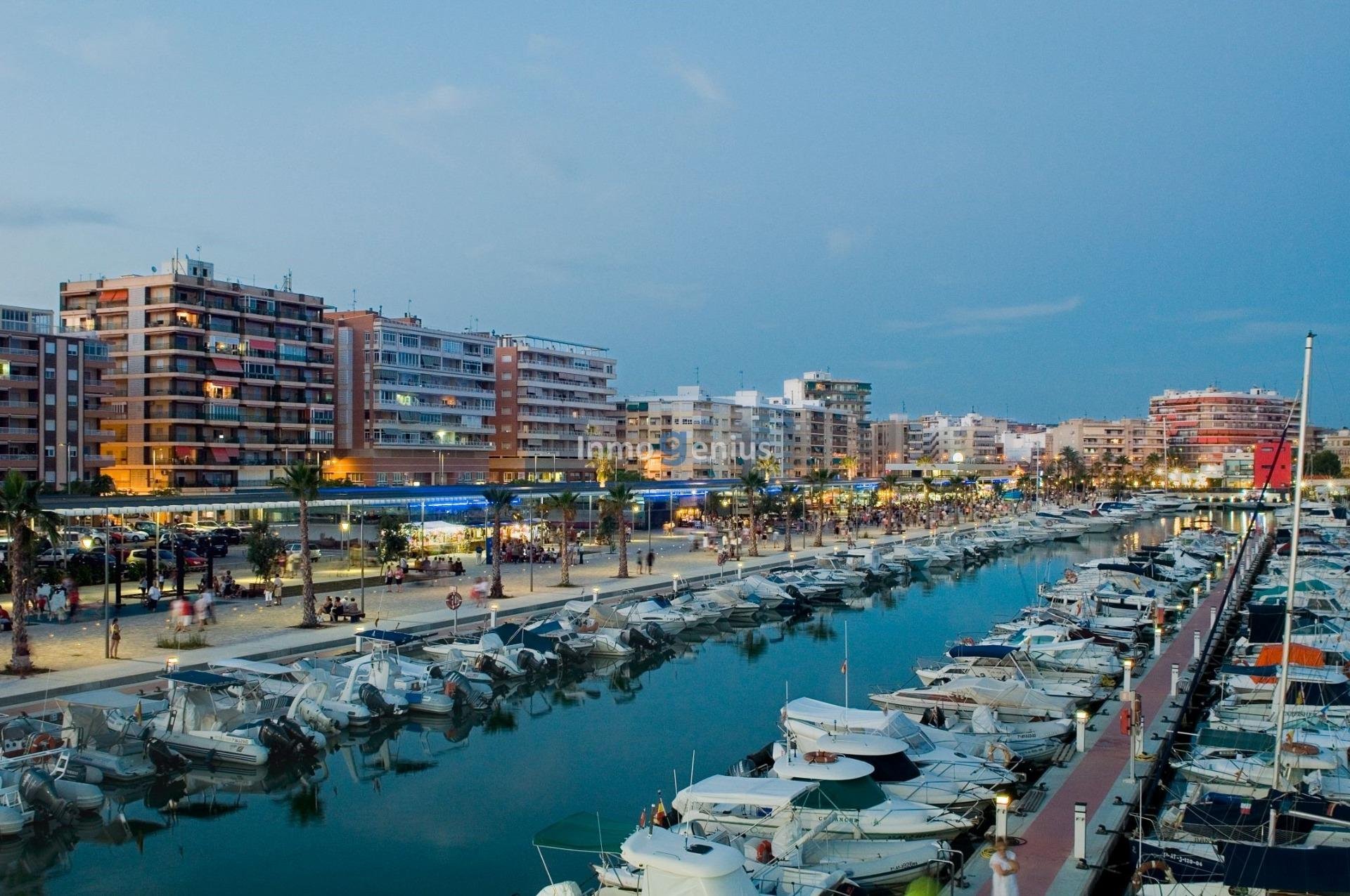 Apartment à Gran Alacant, Alicante, Espagne 2 chambres, 71 m2 No. 81571
