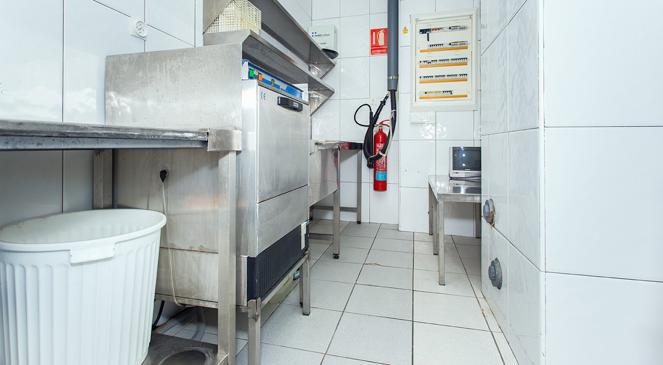 Liikekiinteistö Orihuela, Alicante, Espanja 240 m2 No. 22621