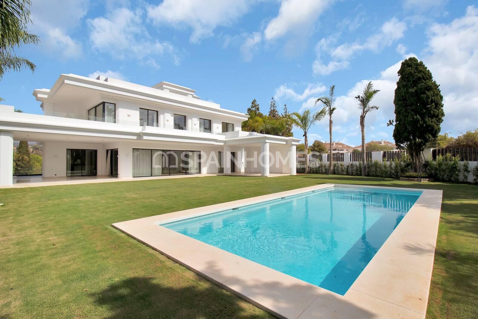 Villa in Marbella, Malaga, Spain 5 bedrooms, 615 sq.m. No. 48474