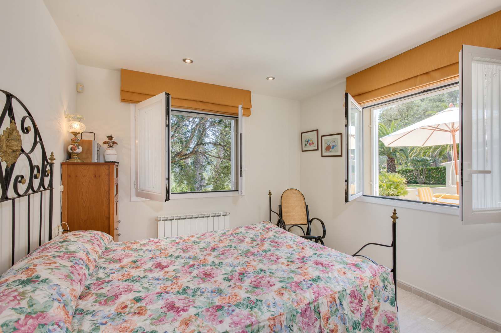 Talo Palafrugell, Girona, Espanja 4 makuuhuonetta, 228 m2 No. 22906