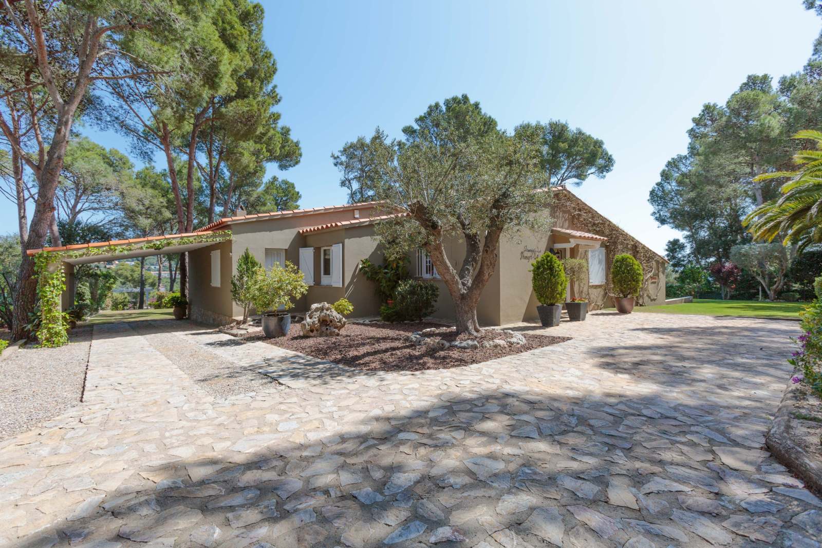 Talo Palafrugell, Girona, Espanja 4 makuuhuonetta, 228 m2 No. 22906