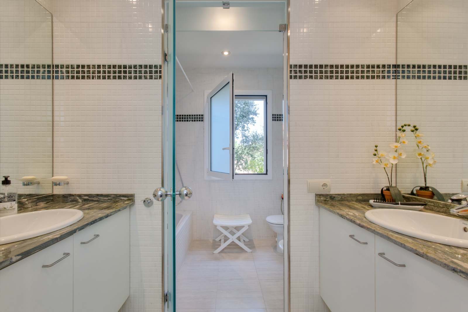Talo Palafrugell, Girona, Espanja 4 makuuhuonetta, 228 m2 No. 22906