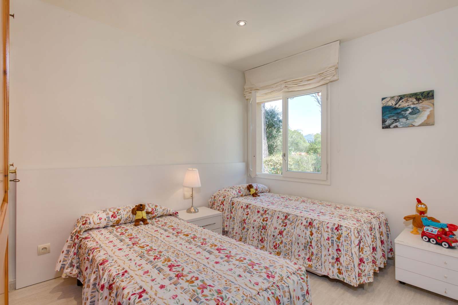 Talo Palafrugell, Girona, Espanja 4 makuuhuonetta, 228 m2 No. 22906