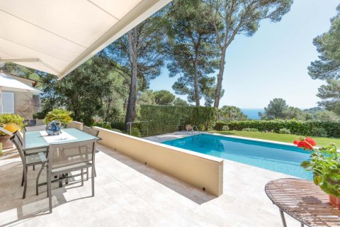 Talo Palafrugell, Girona, Espanja 4 makuuhuonetta, 228 m2 No. 22906