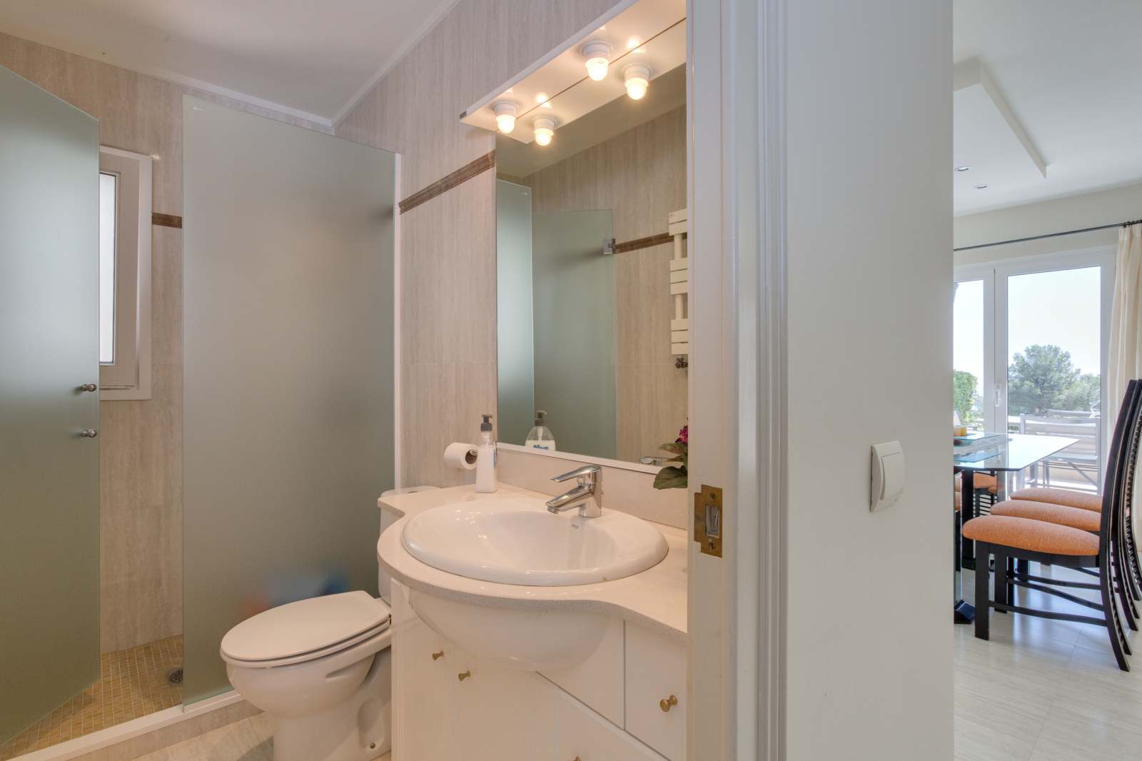 Talo Palafrugell, Girona, Espanja 4 makuuhuonetta, 228 m2 No. 22906