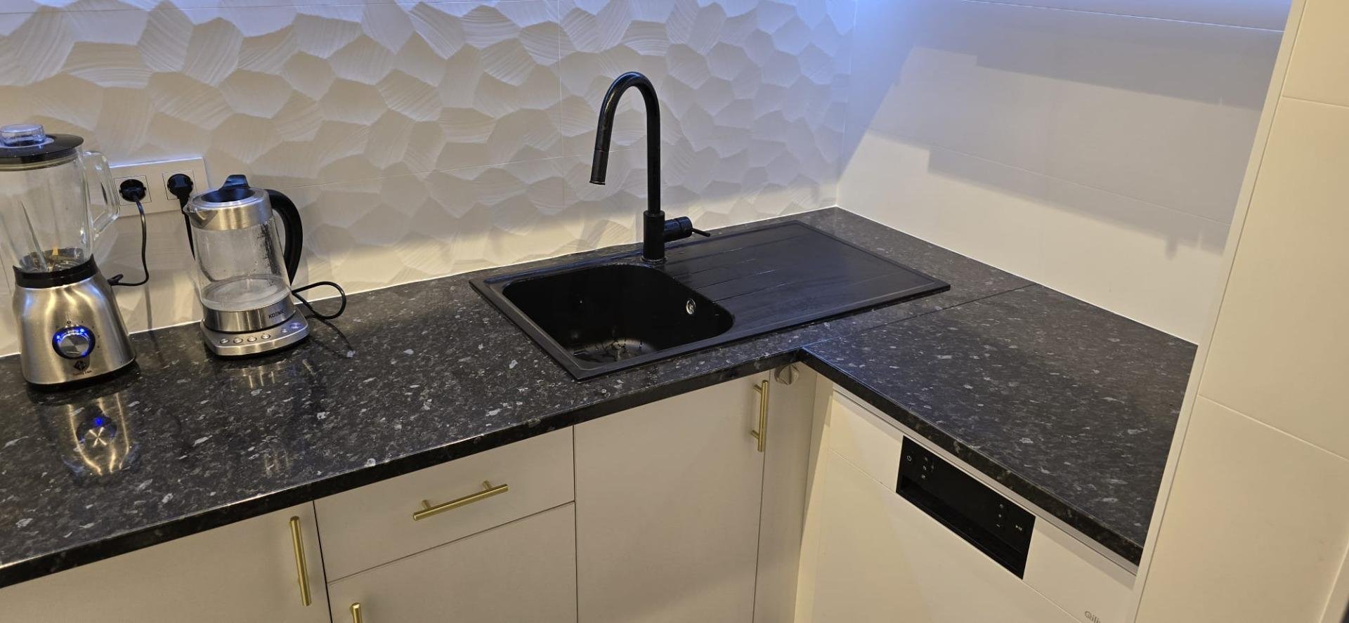 Appartamento a Torrevieja, Alicante, Spagna 3 camere da letto, 101 mq. N° 109077
