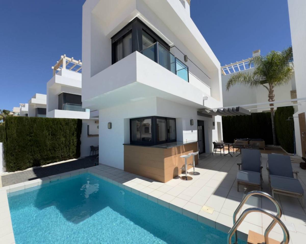 Villa in Ciudad Quesada, Alicante, Spain 3 bedrooms, 144 sq.m. No. 98948