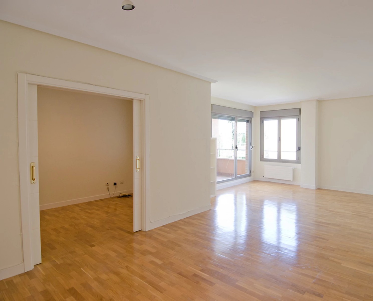 Dzīvoklis Madrid, Spānijā 3 istabas, 160 m2 Nr. 90589