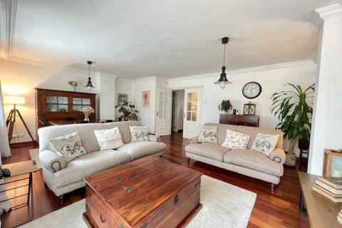 Duplex in Madrid, Spain 4 bedrooms,  No. 90587