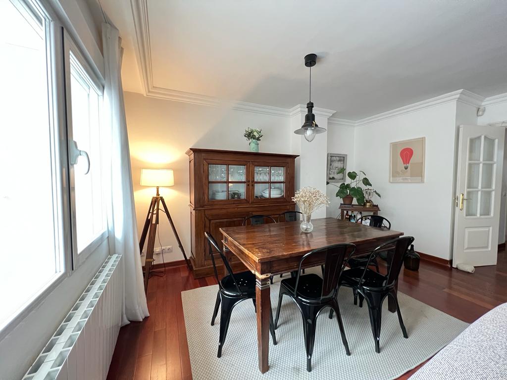 Dvīņu māja Madrid, Spānijā 4 istabas,  Nr. 90587