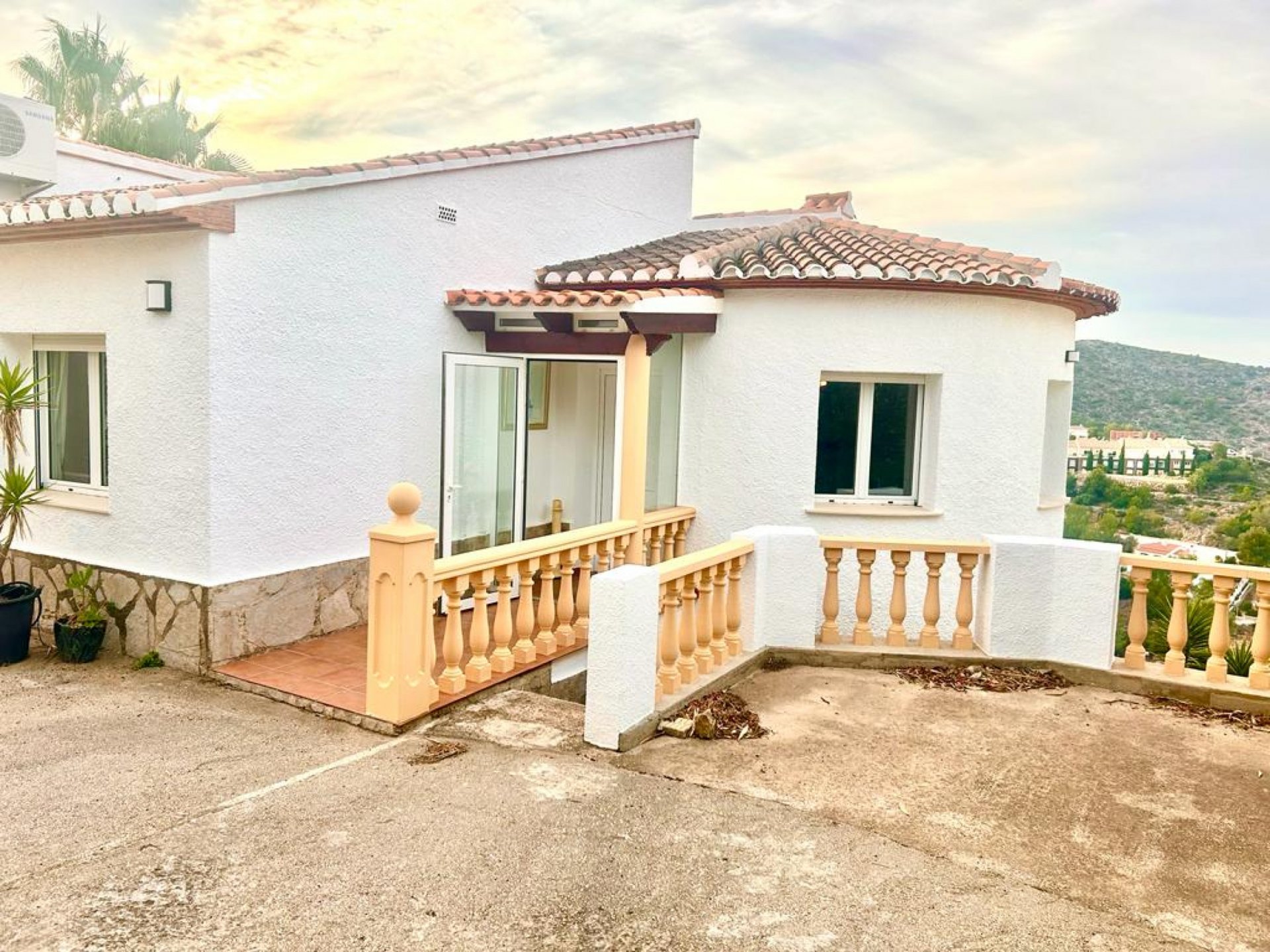 Villa i Pedreguer, Alicante, Spanien 3 sovrum, 207 kvm. Nr. 90716