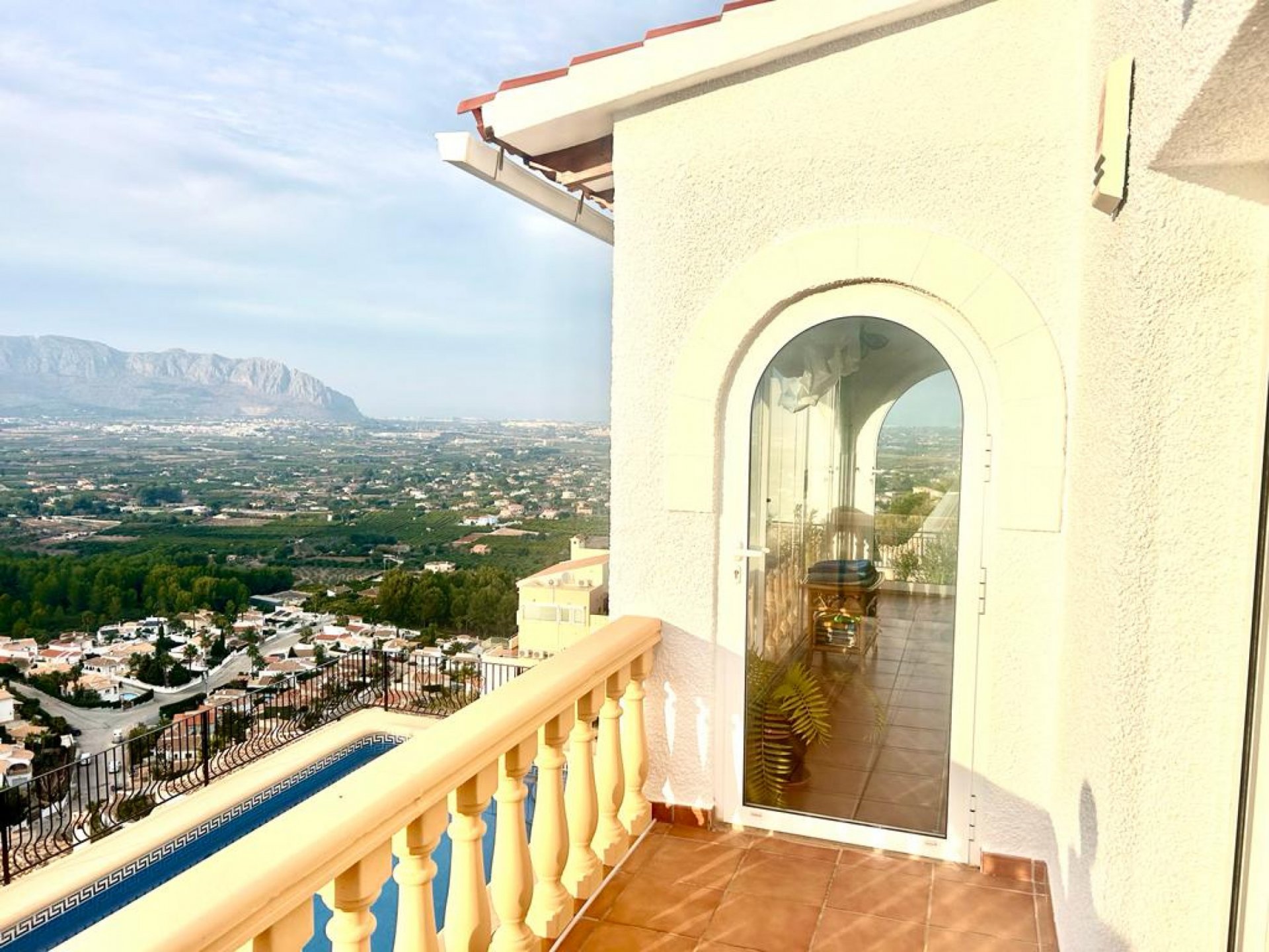 Villa i Pedreguer, Alicante, Spanien 3 sovrum, 207 kvm. Nr. 90716