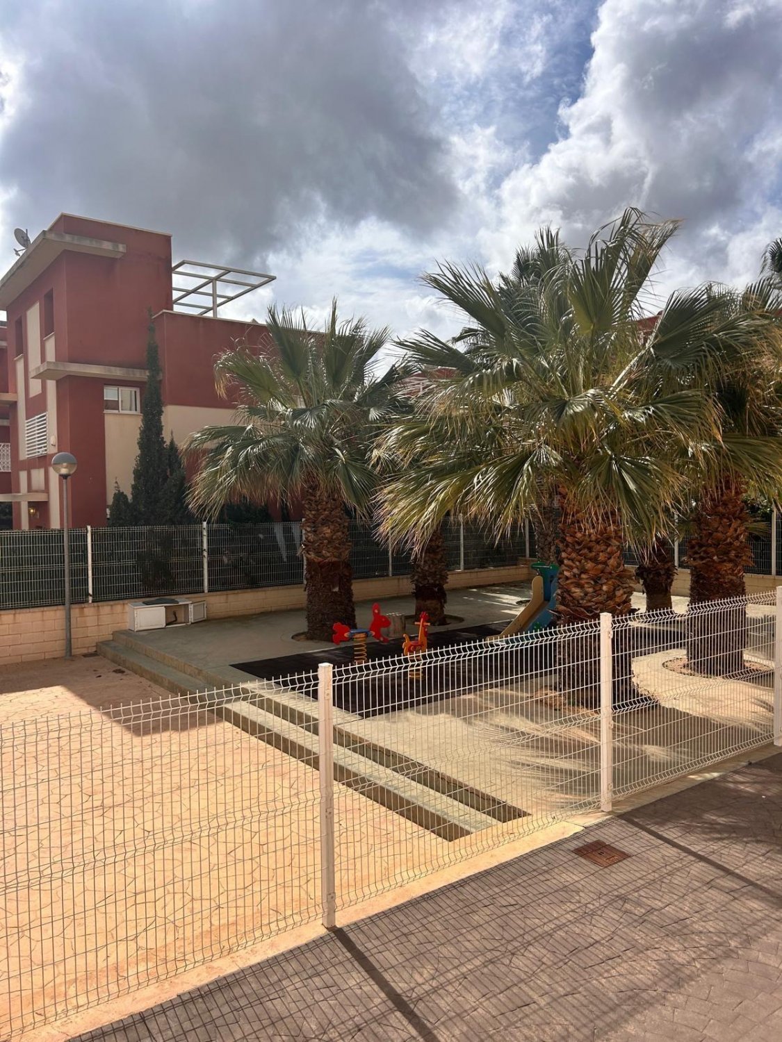 Apartamento en Alicante, España 2 dormitorios, 69 m2 No. 113584