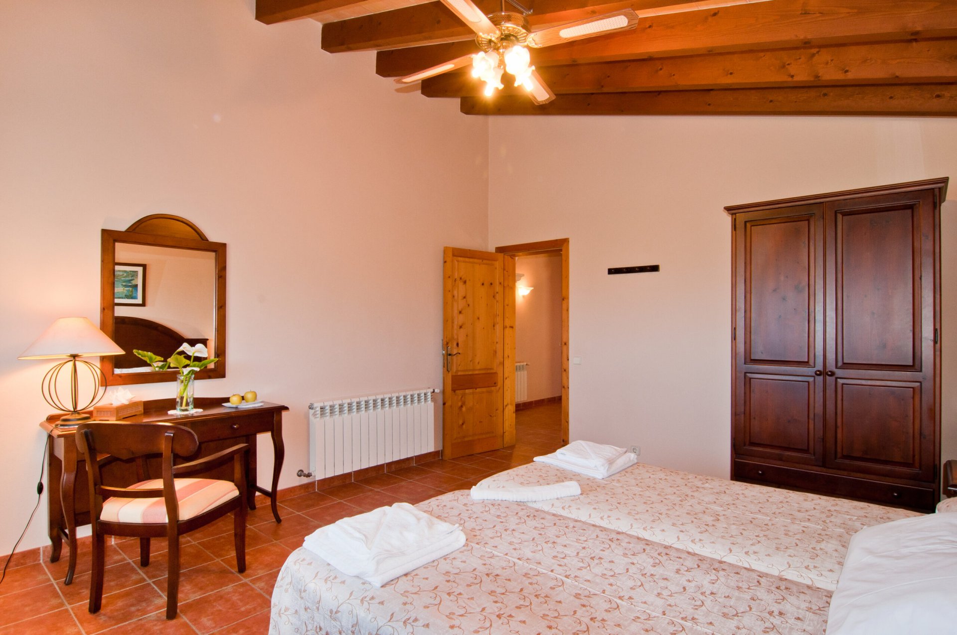 Finca i Santanyi, Mallorca, Spanien 6 sovrum, 350 kvm. Nr. 82392