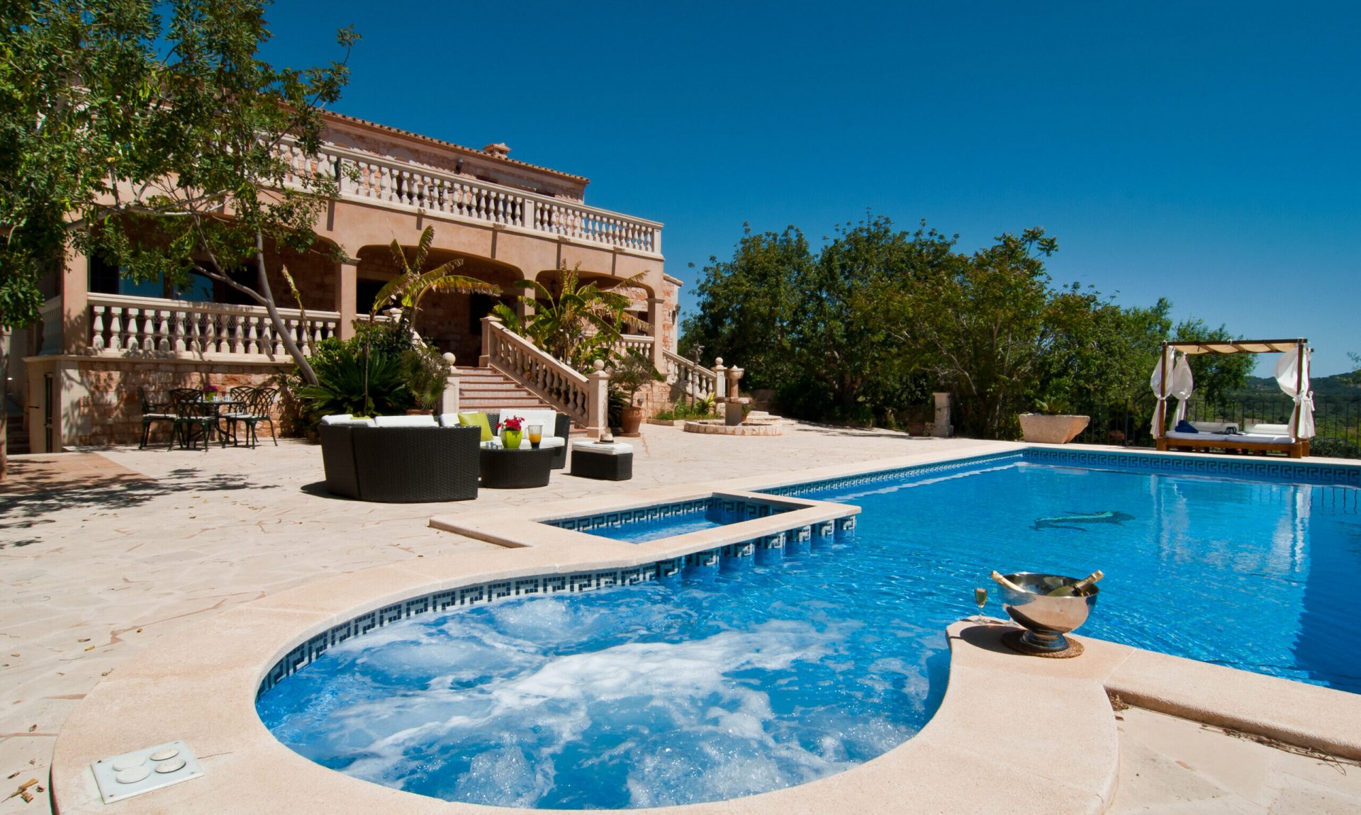 Finca i Santanyi, Mallorca, Spanien 6 sovrum, 350 kvm. Nr. 82392