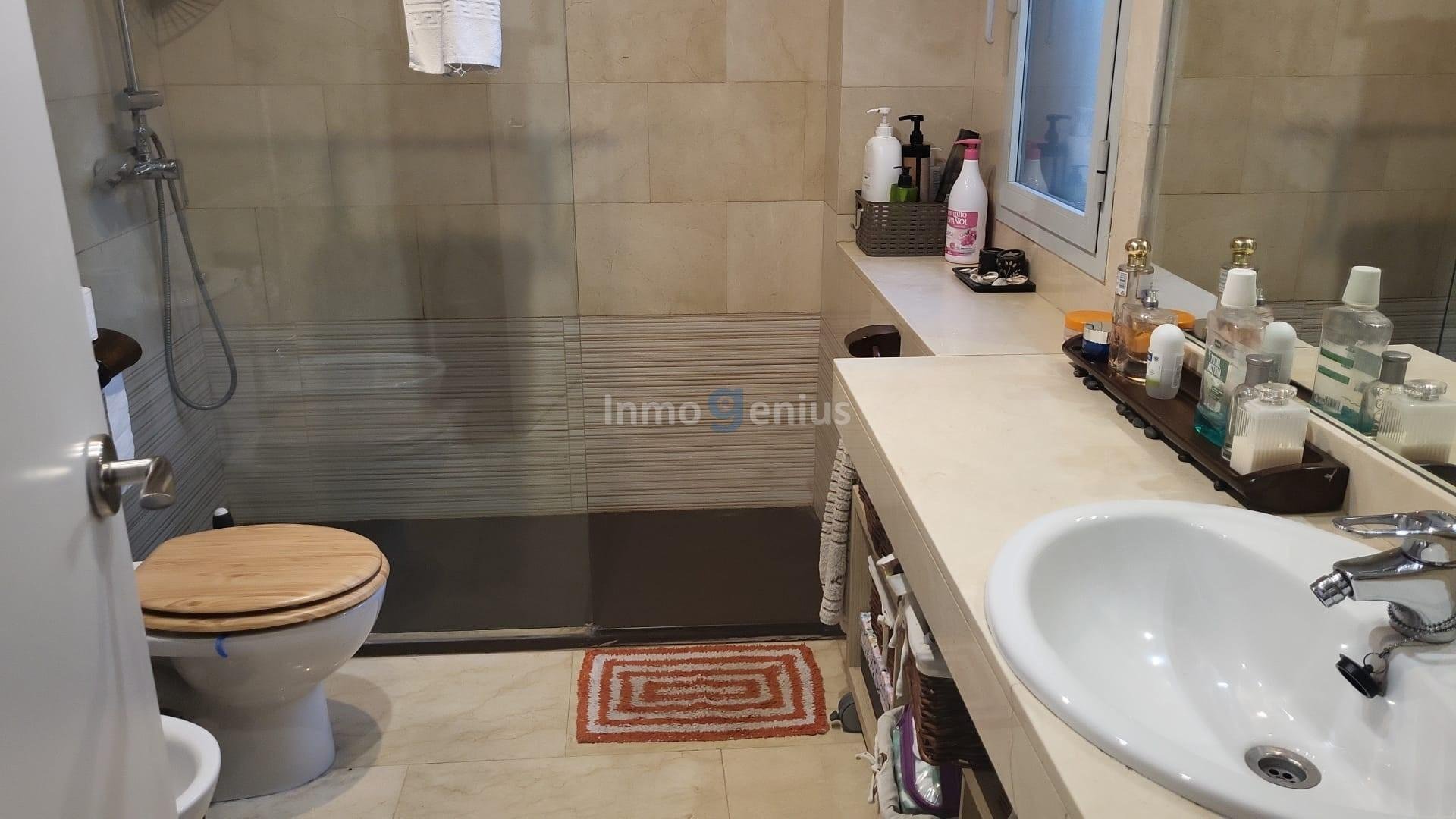 Villa in Alicante, Spanien 5 Schlafzimmer, 230 m2 Nr. 81561
