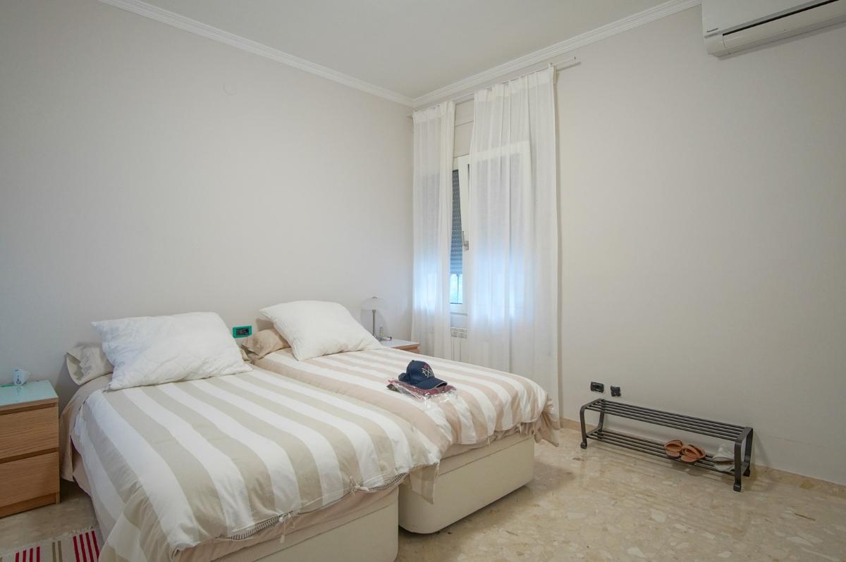 Willa w Denia, Alicante, Hiszpania 6 sypialni, 426 mkw. nr 100037