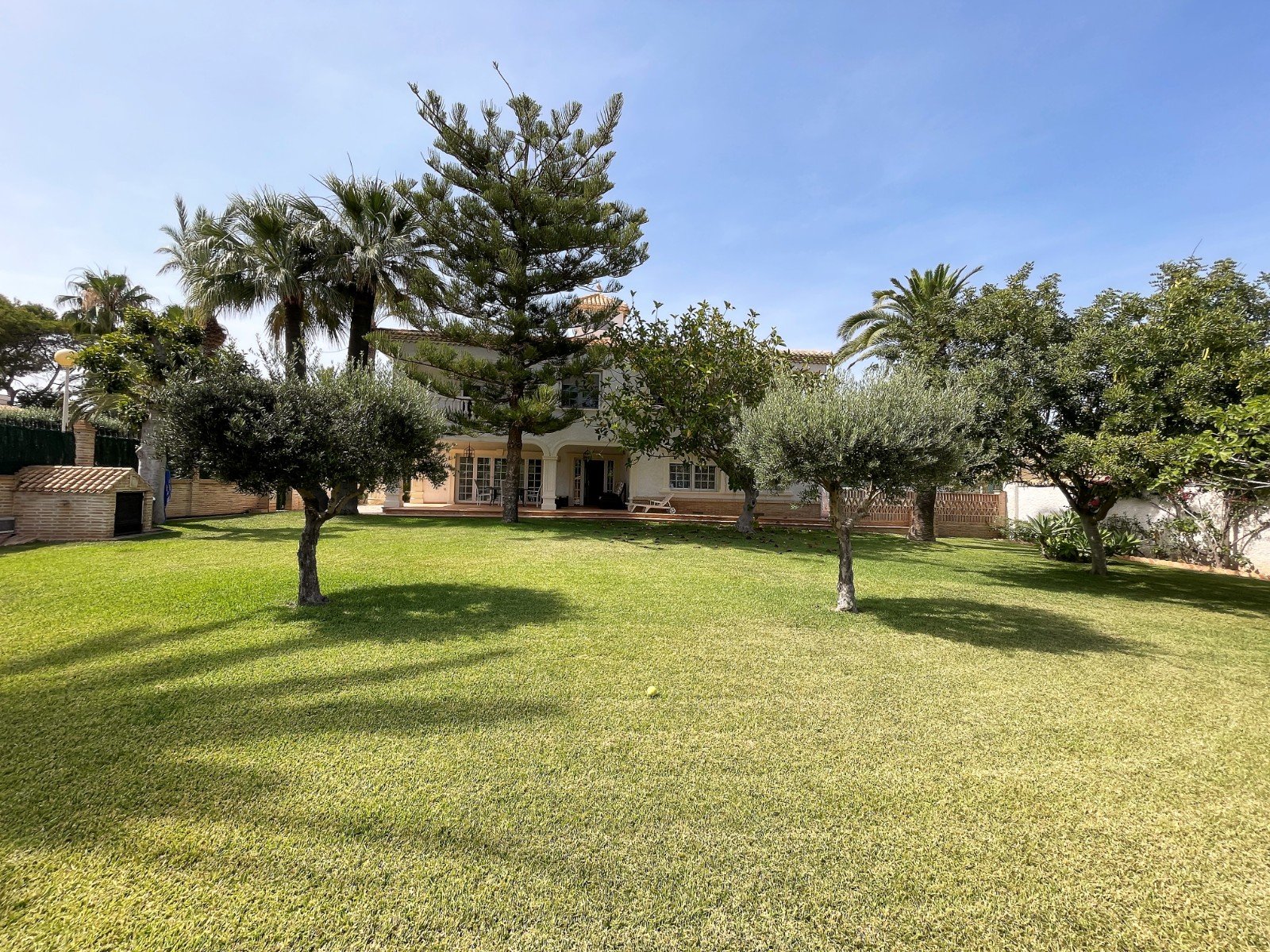 Willa w Alicante, Hiszpania 8 sypialni, 543 mkw. nr 115647