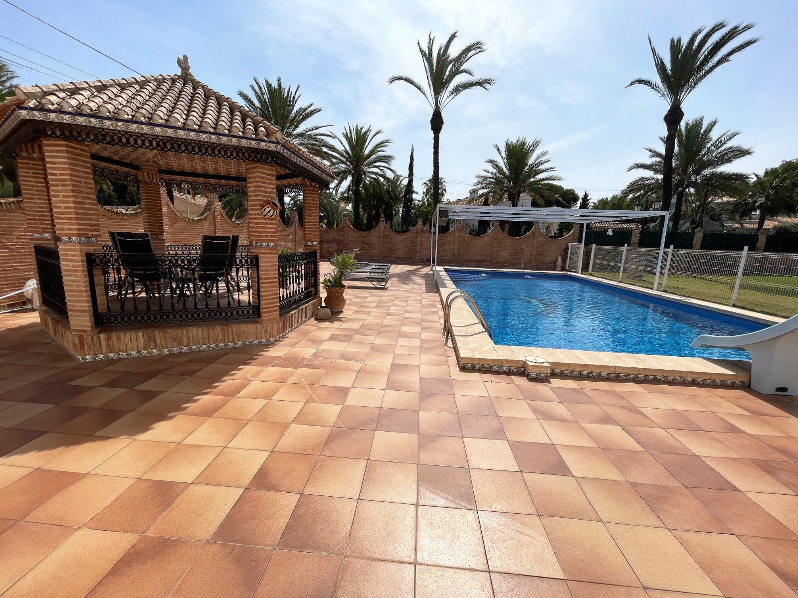 Willa w Alicante, Hiszpania 8 sypialni, 543 mkw. nr 115647