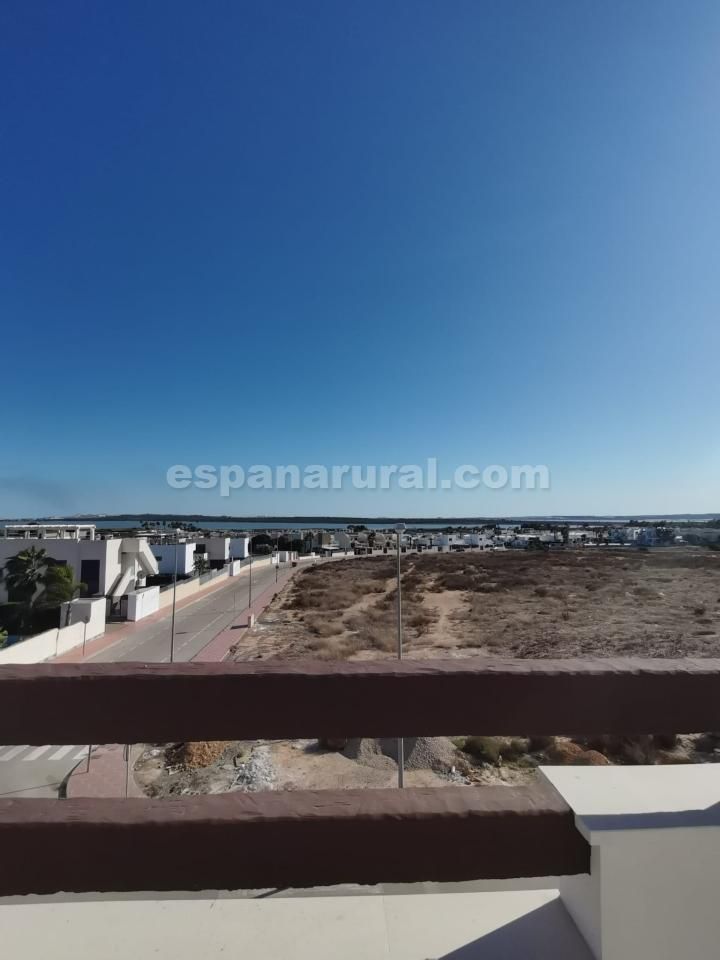 Villa i Guardamar del Segura, Alicante, Spanien 3 sovrum, 132 kvm. Nr. 102122