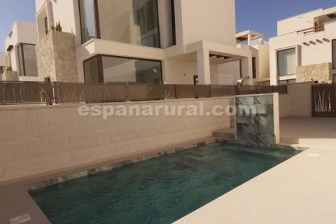 Huvila Guardamar del Segura, Alicante, Espanja 3 makuuhuonetta, 132 m2 No. 102122