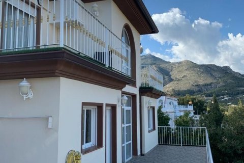 House à Callosa D'en Sarria, Alicante, Espagne 2 chambres, 367 m2 No. 95460